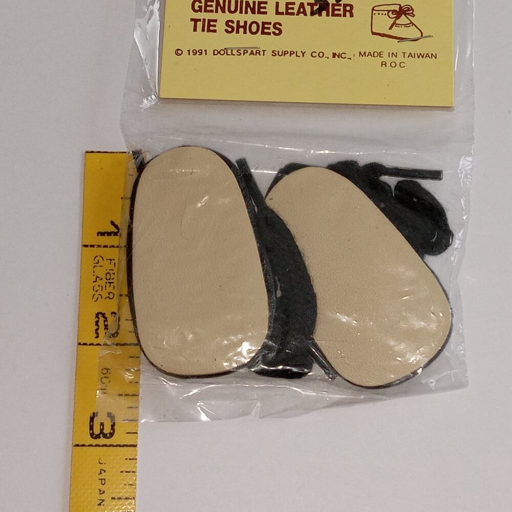 Vintage Dollspart Genuine Leather Tie Shoes for Dolls - Picture 2 of 5
